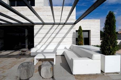 Propuesta de interiorismo para las dos viviendas unifamiliares localizadas en una exclusiva urbanización de Madrid