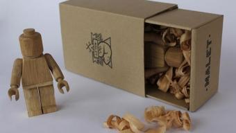 Art Toy :: muñecos LEGO en madera