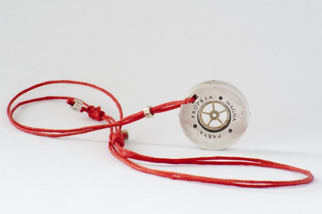 Gloria Vidal. Sorprende con sus Joyas de Autor.