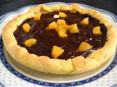 TARTA DE MELOCOTÓN, MASCARPONE Y CHOCOLATE