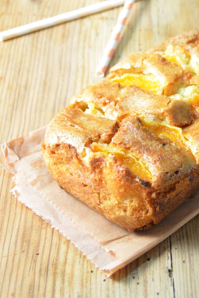 Pastel rustico de Naranjas y cacao merengado