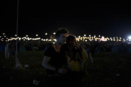 ¿Te apuntas (y te esposas) a un festival de música?