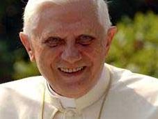 Papa designa seis cardenales elegirán sucesor