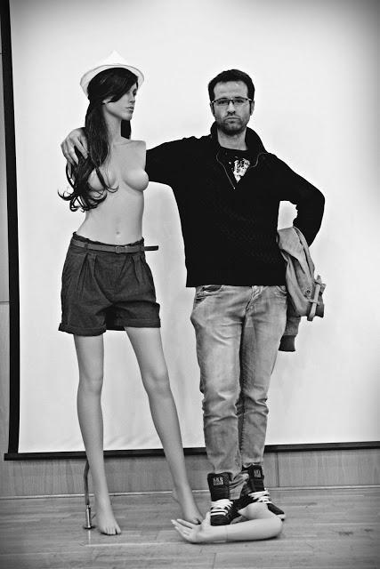 Fotos y texto primera presentación: Sala Ibercaja