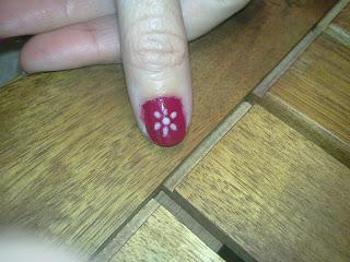 FLORES EN LA MANICURA