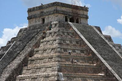 CHICHEN ITZA