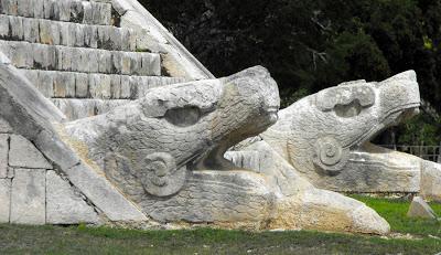 CHICHEN ITZA