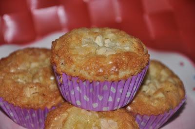 Magdalenas Con Virutas De Chocolate Negro Y Blanco