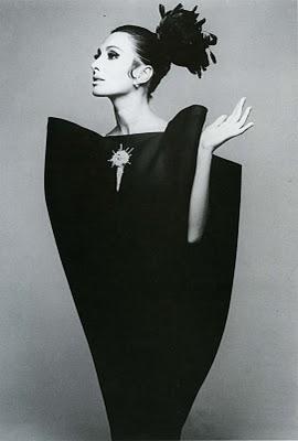 NOS VAMOS DE ANIVERSARIO