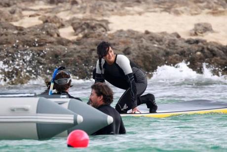 hunger-games-catching-fire-jennifer-lawrence-set-photo-1