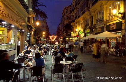 CÁLIDO CLIMA AL AIRE LIBRE EN VALENCIA