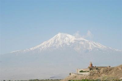 Armenia: Khor Virap y fortaleza de Amberd