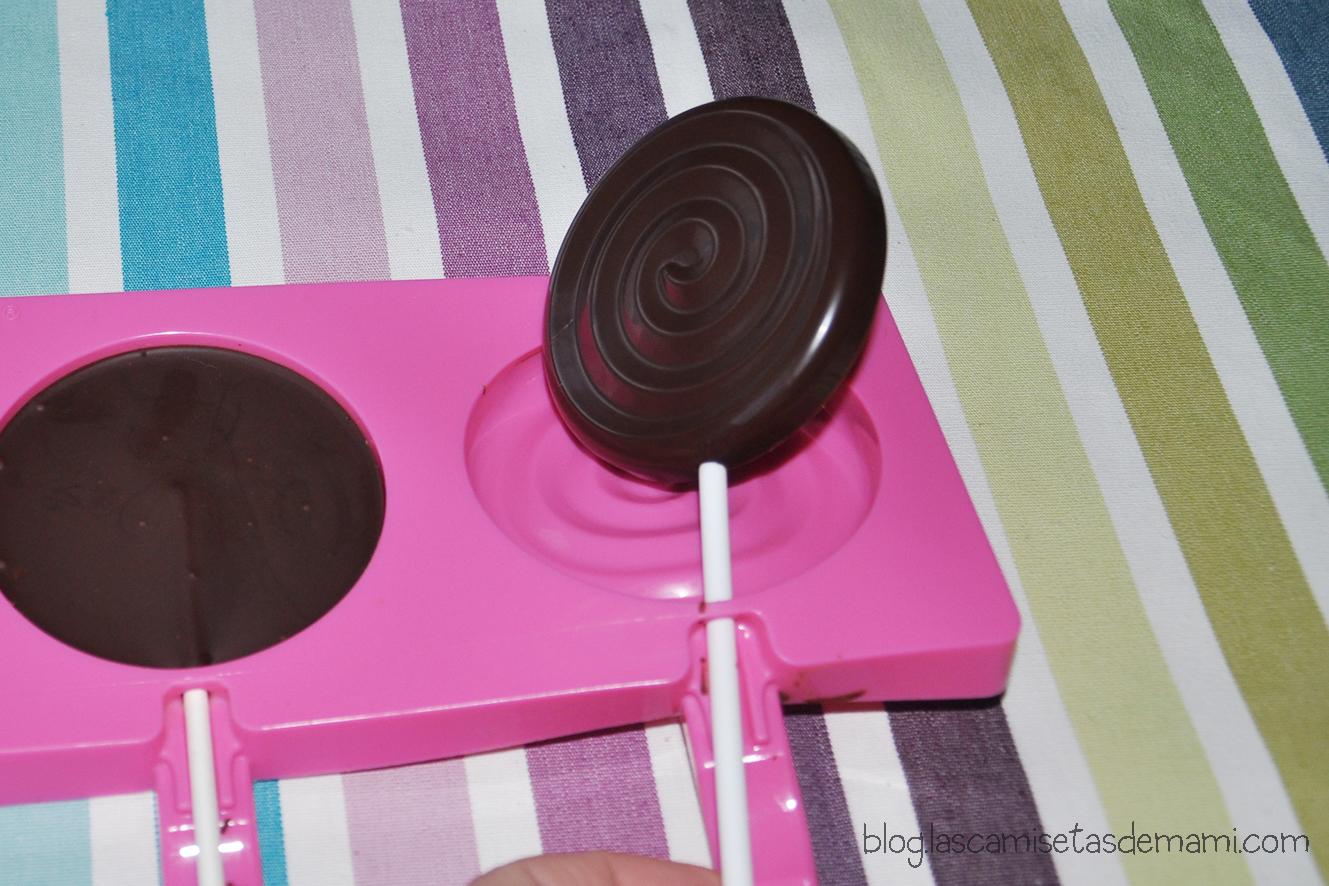 Piruletas de chocolate