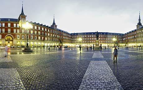 Madrid: Plaza Mayor.