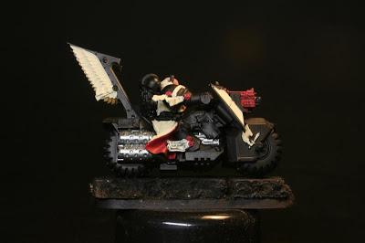 Mechrite Red de Games Workshop en los Motoristas del Ala de Muerte de los Ángeles Oscuros