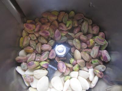 Turrón de pistachos (2 versiones)