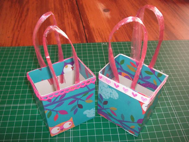 Cajitas, bolsas y alfiletero-anillo