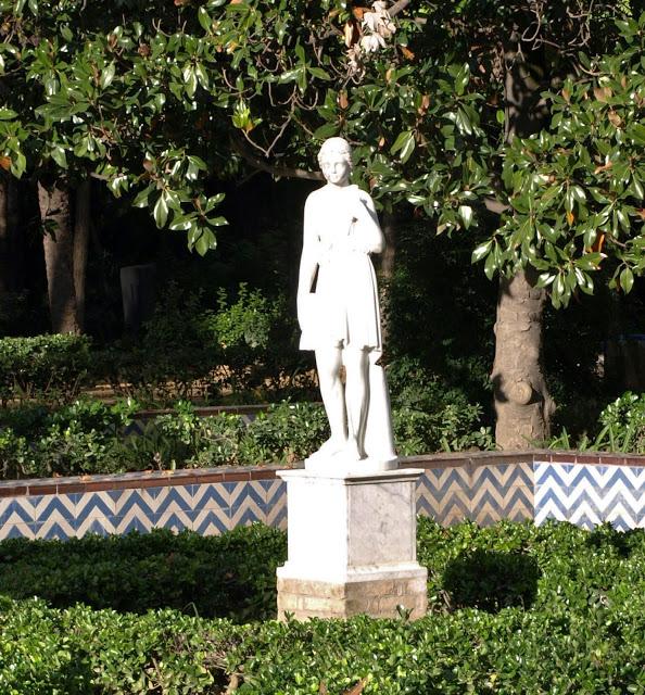 Las estatuas de la Glorieta de la Concha.