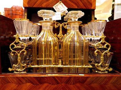 Feriarte 2012 o cómo pasar una tarde de domingo nadando en la opulencia (ajena). Feriarte 2012 o cómo pasar una tarde de domingo nadando en la opulencia (ajena).