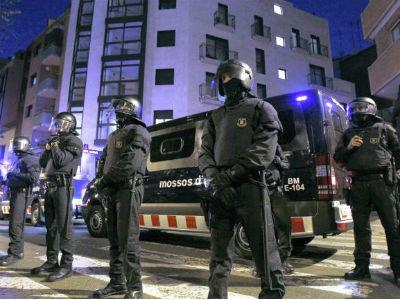 Los indultos del Gobierno a políticos, a policías y a condenados de “cuello blanco”.