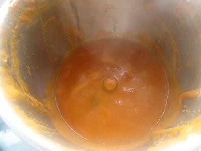 Rape alangostado relleno en salsa de gambas