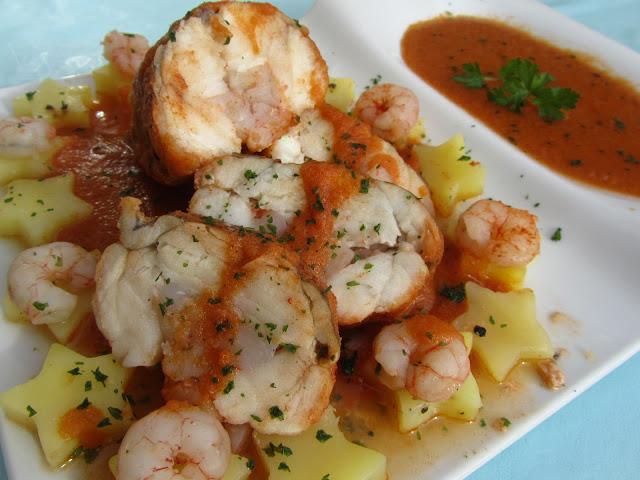 Rape alangostado relleno en salsa de gambas
