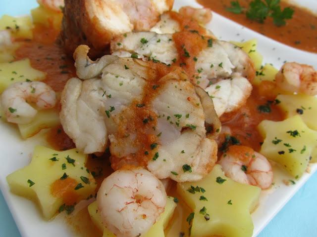 Rape alangostado relleno en salsa de gambas