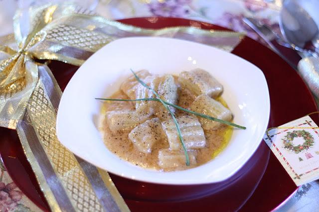 CARDOS CON SALSA DE ALMENDRA