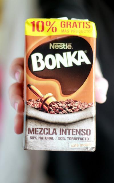 De compras en el super MeQuedoUno.com De compras en el super MeQuedoUno.com