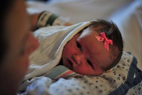 Condiciones obstétricas especiales para bebés que pesan menos de 1.500 gramos