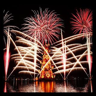 Brasil: gran fiesta de inauguración del mayor Árbol de Navidad fluctuante del mundo para 2012