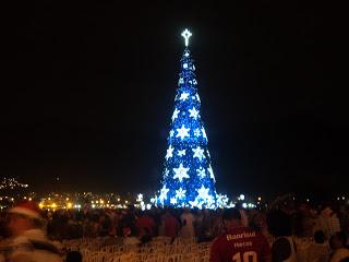 Brasil: gran fiesta de inauguración del mayor Árbol de Navidad fluctuante del mundo para 2012