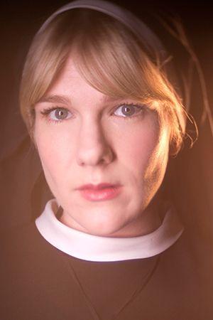 AHS_MaryEunice_frikarte El fetichismo de Ryan Murphy: Muerte y Sexo en American Horror Story