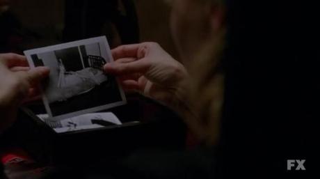 AHS7_frikarte El fetichismo de Ryan Murphy: Muerte y Sexo en American Horror Story