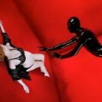 american-horror-story-rubber-man-frikarte El fetichismo de Ryan Murphy: Muerte y Sexo en American Horror Story