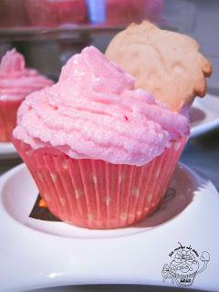 CUPCAKES PRETTY WOMAN DE FRESAS Y CHAMPAN