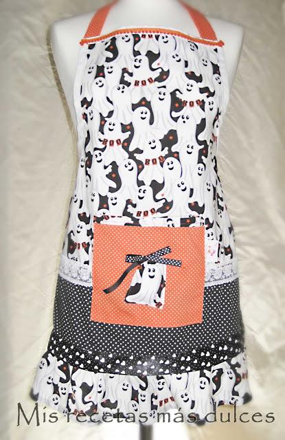 DELANTAL DE FANTASMITAS PARA MI AMIGA RO