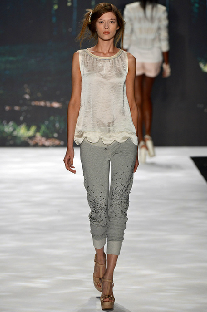 Pret a Porter - S/S 2013 - Badgley Mischka