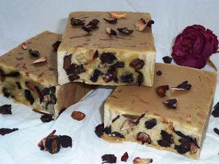 Jabón de Rosa de Mosqueta y Germen de Trigo