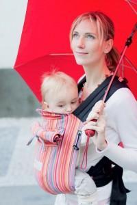 De compras con portabebés meitai storchenwiege fulares portabebes