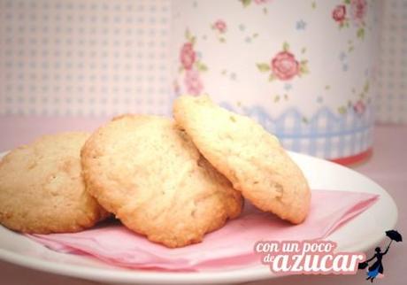 Galletas con nueces y chocolate blanco