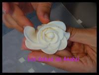 Como hacer rosas con fondant Como hacer rosas con fondant