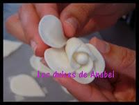 Como hacer rosas con fondant Como hacer rosas con fondant