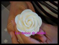 Como hacer rosas con fondant