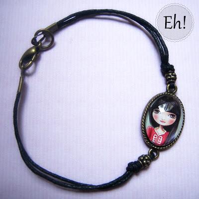 Pulseras de muñequitas