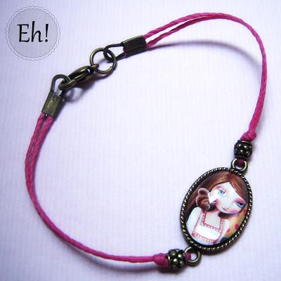 Pulseras de muñequitas