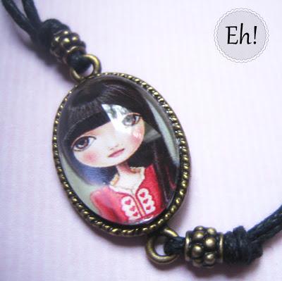 Pulseras de muñequitas