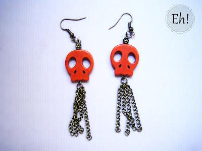 Una de pendientes con calaveras