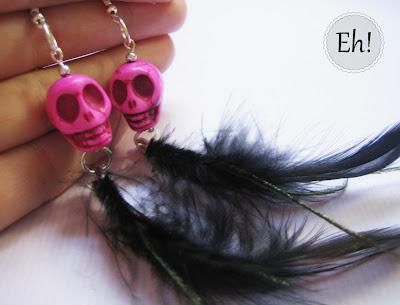 Una de pendientes con calaveras