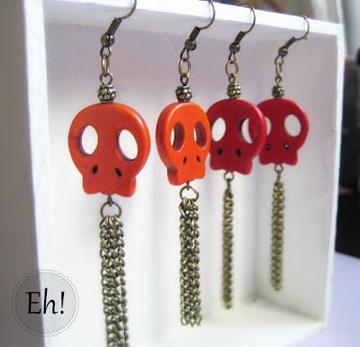 Una de pendientes con calaveras